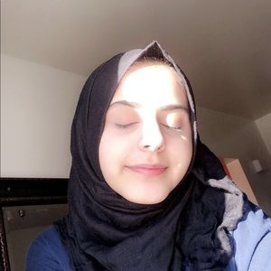 Meet your Posher, Rabia